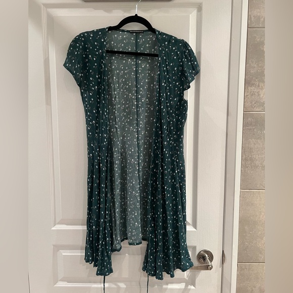 Brandy Melville Green Floral Wrap Dress One Size - Picture 3 of 5
